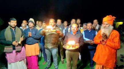 बजरंग सेना नर्मदा खंड द्वारा हर शनिवार को संकट मोचन मंदिर में श्री वीर हनुमान जी की महा आरती जा रही है जय जय श्री राम