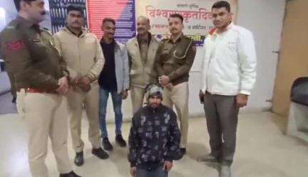 गिर्वा: अंबामाता पुलिस और DST ने थाना क्षेत्र से 1 किलो 220 ग्राम गांजे के साथ 1 आरोपी को किया गिरफ्तार