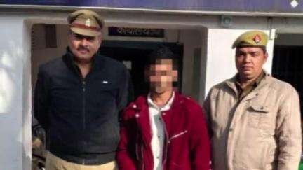 कोल: पुलिस ने चोरी की घटना का किया खुलासा, फिरदौस नगर ए से शातिर चोर को मोबाइल फोन सहित किया गिरफ्तार