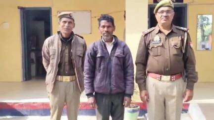 महोबा: बिलखी तिराहा से पुलिस ने पवा में पीआरवी पुलिस टीम पर हमला कर सरकारी कार्य में बाधा डालने वाले आरोपी को किया गिरफ्तार