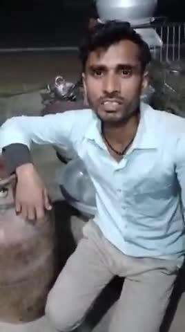 pinjrawan raja Store ke ghar se cylinder chori karke motipur mein bech diya hai satir chor hai isse satark rahe