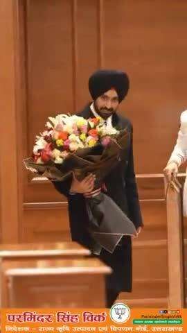 दिला दी सांझ। 

Celebrated Punjabi singer Diljit Dosanjh meets with Honourable Prime Minister Shri Narendra Modi Ji.