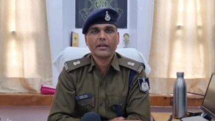 बरेली: ग्राम सुल्तानपुर खेडा में शराब पीने को लेकर डंडे से मारपीट, पुलिस ने एक के खिलाफ मामला दर्ज किया