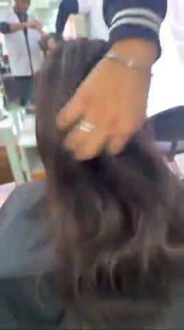 hair cut kisi ko karana hai#public #shorts #video