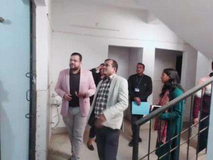 जिलाधिकारी, पटना के निदेश पर जिला लोक शिकायत निवारण पदाधिकारी, स्थापना उप समाहर्ता एवं आईटी मैनेजर द्वारा लोक शिकायत निवारण कार्यालय, मसौढी तथा लोक सेवा केंद्र, मसौढी का निरीक्षण किया गया।
#PublicInterest
#LokShikayat