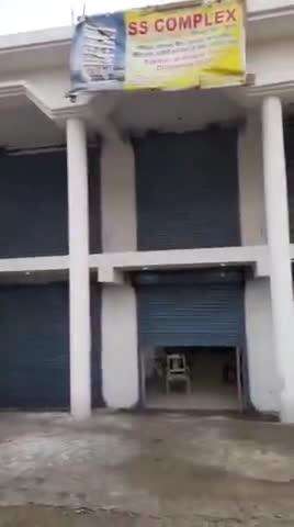 For rent , shop, agengy, warehouse, school , bank , hospital at village ismilepur, opposite ram janki math, rahimapur pu