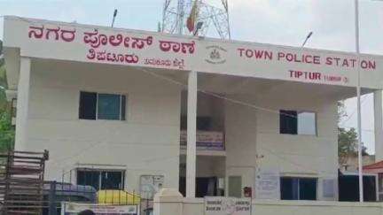 ತಿಪಟೂರು: ಪಟ್ಟಣ ಪೊಲೀಸರ ಕಾರ್ಯಾಚರಣೆ, ಅಂತರ್‌ ಜಿಲ್ಲಾ ಕುಖ್ಯಾತ ದರೋಡೆಕೋರರ ಬಂಧನ