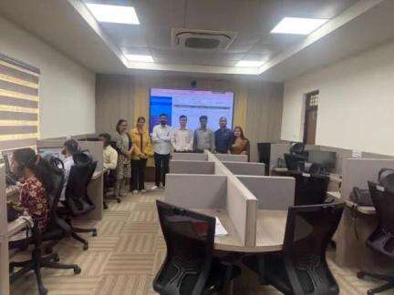 In an effort to strengthen 📞1930 helpline and get ground level inputs, Director Cyber Fraud Mitigation Center along with I4C team visited 📞1930 call centre operated by Chhatisgarh Police.