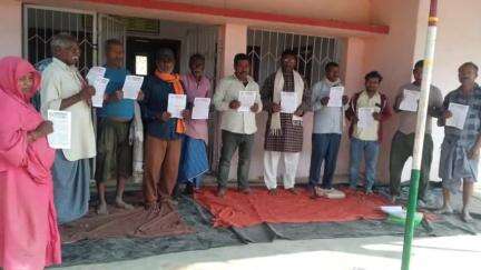 वारिसनगर: बसंतपुर रमणी पंचायत में भाकपा माले ने पटना में होने वाली महाजुटान रैली की तैयारी के लिए जनसंपर्क अभियान चलाया