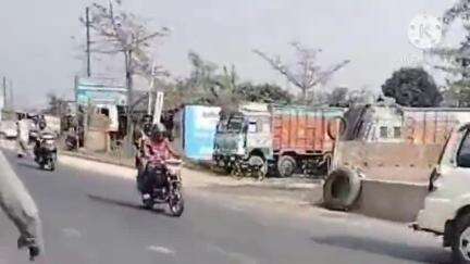 मरवन: करजा थाना क्षेत्र में अज्ञात वाहन की चपेट में आने से बाइक सवार की मौत