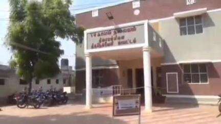 திசையன்விளை: ஆனைகுடியில் எலக்ட்ரிக் மோட்டார் சைக்கிள் பேட்டரி வெடித்து சிதறி படுகாயமடைந்த பெண் சிகிச்சை பலனின்றி பலி