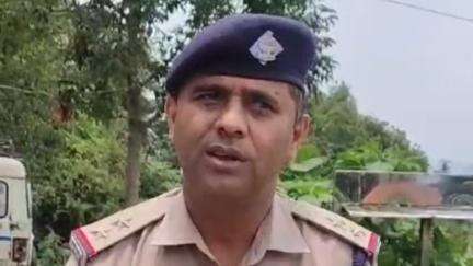 बेरीनाग: बेरीनाग पुलिस ने शराब पीकर वाहन चलाने पर चालक को किया गिरफ्तार, वाहन किया ज़ब्त