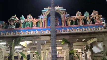 ஆலங்குடி: 700 ஆண்டுகள் பழமை வாய்ந்த நாகபுரீஸ்வரர் ஆலயத்தில் விடிய விடிய நடைபெற்ற மகா சிவராத்திரியில் பங்கேற்ற பக்தர்கள்