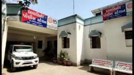 બાલાસિનોર: કાજીવાડા ચોકમાં આંકફેરીના આંકડા લખનાર એક ઝડપાયો