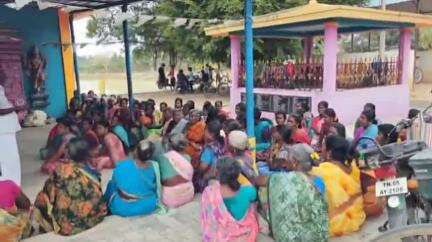 ஆலங்குடி: சிட்டாங்காடு கிராமத்தில் நிலத்தை அளக்க வந்த நில அளவை அதிகாரிகளை தடுத்து நிறுத்திய கிராமத்தினர் வாக்குவாதம்