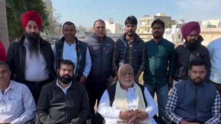 असंध: असंध में नगर पालिका चुनाव कांग्रेस पार्टी के सिंबल पर लड़ेगी, पूर्व विधायक शमशेर गोगी ने कार्यकर्ताओं के साथ बैठक की
