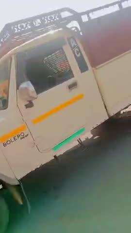 तारानगर तारानगर में पिकअप और बस बिडने


तारानगर@#####@