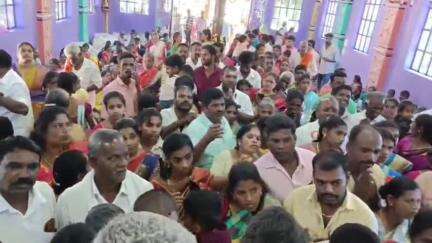 ஏற்காடு: வாழவந்திப் பகுதியில் உள்ள சென்றாய பெருமாள் திருக்கோயில் கும்பாபிஷேக விழா ஆயிரக்கணக்கான பக்தர்கள் பங்கேற்பு