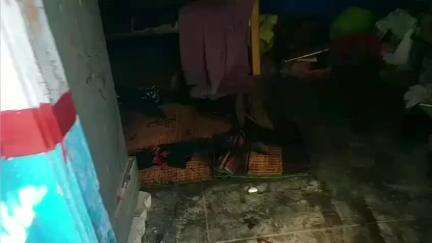 வெம்பக்கோட்டை: தாயில்பட்டி கலைஞர் காலனியில் மனைவி மேல் சந்தேகமடைந்து பெட்ரோலை ஊற்றி கொலை செய்த கணவர் தீக்காயத்துடன் மருத்துவமனையில் உயிரிழப்பு