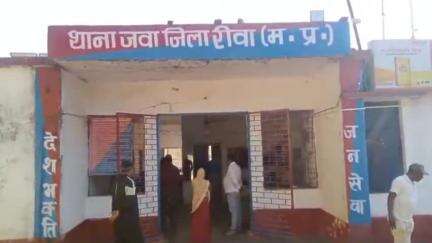 जवा: बरौली ठकुरान निवासी नाबालिग बच्ची के तलाश में भटक रहे परिजन, एसपी को दिया गया आवेदन