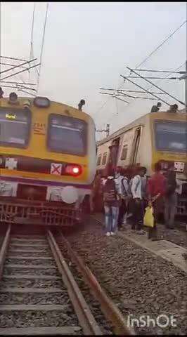 उरण: नेरुळ-उरण लोकल सेवा ठप्प; पुलावर ट्रेन बंद पडल्याने प्रवाशांची गैरसोय