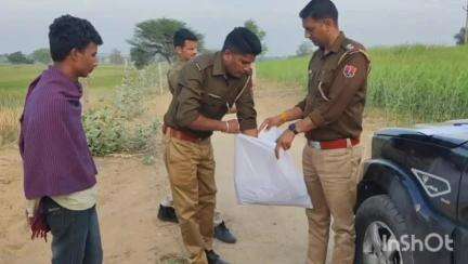 छत्तरगढ़: छतरगढ़ के इंदिरा गांधी मुख्य नहर आदि 445 के पास सरकारी जमीन पर अफीम के पौधे ले जाते एक युवक को किया गिरफ्तार