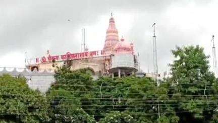 पाथर्डी: श्री क्षेत्र मढी येथे पुन्हा ग्रामसभा घेऊन यात्रोत्सवात मुस्लिम व्यावसायिकांना बंदी घालण्याचा घेण्यात आला निर्णय