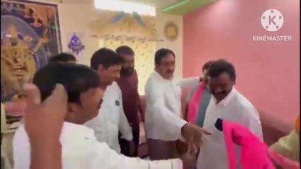 పాలకుర్తి: వావిలాల గ్రామ సీనియర్ కాంగ్రెస్ నాయకులు పలువురు మాజీ మంత్రి ఎర్రబెల్లి దయాకర్ రావు సమక్షంలో బిఆర్ఎస్ లో చేరిక
