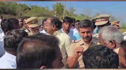 ஓமலூர்: பால குட்டப்பட்டியிள் பள்ளி வகுப்பறை கட்ட பூமி பூஜை எம் எல் ஏ மீது திமுகவினர் தாக்குதல் வீடியோ வைரல்#viral