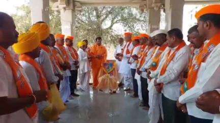 ಕೊಲ್ಹಾರ: ಪಟ್ಟಣದಲ್ಲಿ ಮಾಜಿ ಸಚಿವ ಎಸ್.ಕೆ ಬೆಳುಬ್ಬಿ ನೇತೃತ್ವದಲ್ಲಿ ಜಗದ್ಗುರು ರೇಣುಕಾಚಾರ್ಯ ಜಯಂತಿ ಆಚರಣೆ