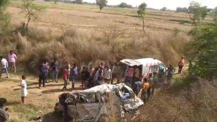 मनगवां: नेशनल हाईवे 30 पर अगडाल के पास सड़क हादसा, तीन लोगों की मौत