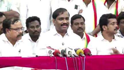 மாம்பலம்: அதிமுகவை பாஜக பிளவுப்படுத்துகிறது - அபிபுல்லா சாலையில் வேல்முருகன் எம்எல்ஏ குற்றச்சாட்டு