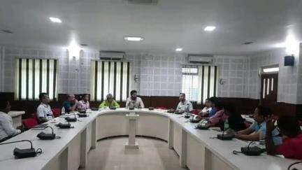 কাঞ্চনপুর: কাঞ্চনপুর শহরের পরিকাঠামো গত উন্নয়নকে কেন্দ্র করে কাঞ্চনপুর রেভিনিউ ডাক বাংলোতে এক বৈঠক অনুষ্ঠিত হয়