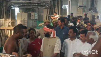 హసన్​పర్తి: దేవన్నపేటలోని దేవాదుల పంపు హౌస్ వద్దకు చేరుకున్న మంత్రులు  ఫేస్ త్రీ ప్యాకేజ్ త్రీ మోటార్ల ప్రారంభం