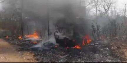 खेड: भरणे येथे लागलेल्या वणव्यात चार चाकी जळून खाक