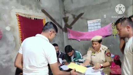 তিতাবৰ: বৰ এৰাত আৰক্ষীৰ ড্ৰাগছ বিৰোধী অভিযান , অভিযান কালত দুজন লোকৰ পৰা জব্দ ১২ গ্ৰাম সন্দেহজনক হেৰ'ইন