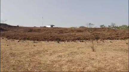 अक्कलकोट: उडगी येथील फुलारी पाझर तलावाचे रूपांतर साठवण तलावात करण्याचे काम युद्ध पातळीवर सुरू...