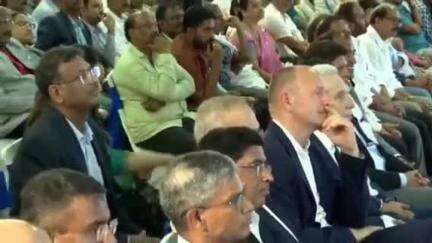 గన్నవరం: గన్నవరం ఎమ్మెల్యే యార్లగడ్డని ప్రశంసించిన మంత్రి లోకేశ్