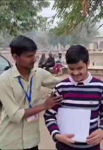 netrhin abhyarthi Ne rete ka exam Diya