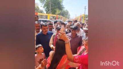 ગોંડલ: ગોંડલ બાલાશ્રમની પાંચ અનાથ દીકરીઓનો શાહી લગ્નોત્સવ: મંડપ વિધિમાં કેન્દ્રીય મંત્રી મનસુખ માંડવીયાએ હાજરી આપી