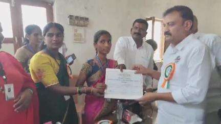 పిట్లం: పిట్లం లో మహిళలకు కుట్టు మిషన్ లను పంపిణీ చేసిన జుక్కల్ ఎమ్మెల్యే