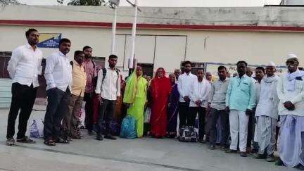 पाथ्री: पाथरी मतदारसंघातील रुग्ण मोतीबिंदू शस्त्रक्रियेसाठी मुंबईकडे रवाना