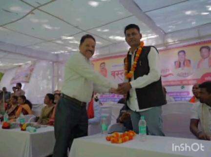 तोकापाल: बस्तर पंडुम उत्सव तोकापाल में बस्तर की समृद्ध सांस्कृतिक विरासत का जश्न मनाया गया।
