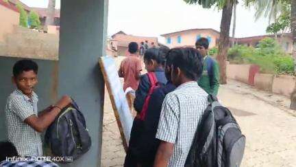 ಇಂದಿನಿಂದ ಪ್ರಾರಂಭವಾದ ಎಸ್.ಎಸ್.ಎಲ್.ಸಿ ಪರೀಕ್ಷೆಯಲ್ಲಿ 28 ವಿದ್ಯಾರ್ಥಿಗಳು ಗೈರು