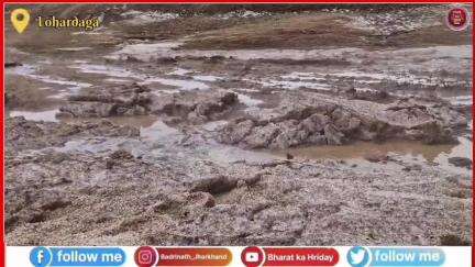ओलावृष्टि से चरहु गांव में  फसल हुआ बर्बाद, किसान बोले हम लोगों को उचित मुआवजा दिया जाए लोहरदगा झारखण्ड