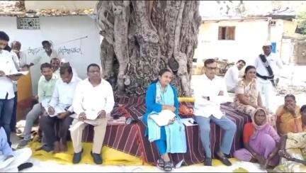 బిచ్కుంద: మున్సిపాలిటీ పై గోపాన్ పల్లి ప్రజల ప్రజాభిప్రాయాన్ని సేకరించిన సబ్ కలెక్టర్
