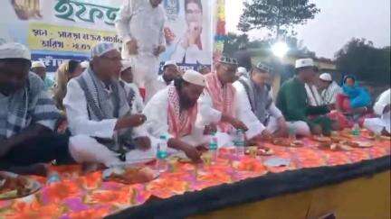দাঁতন ২: দাঁতন দুই ব্লক তৃণমূল কংগ্রেসের উদ্যোগে সাবড়ায় দাওয়াত ই ইফতার আয়োজন করা হলো, উপস্থিত বিধায়ক