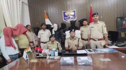 अमनौर: ग्यासपुर चंवर में अवैध हथियार सप्लायर गिरोह का भंडाफोड़, एसपी ने दी जानकारी, 10 अपराधी गिरफ्तार