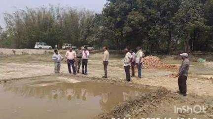 फुलपरास: बसुआरी में खेल मैदान निर्माण कार्य का डीडीसी ने किया निरीक्षण, 31 मार्च तक पूरा करने का दिया निर्देश