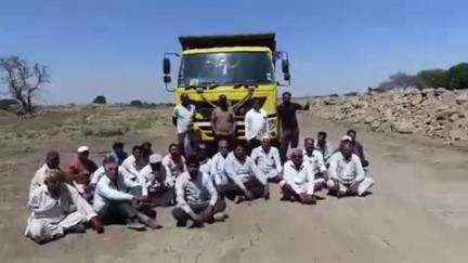 छोटीसादड़ी: छोटी सादड़ी में मुआवजे की मांग को लेकर किसानों का धरना 4 माह से जारी, निर्माण कार्य रुकने से रेलवे परियोजना हुई प्रभावित